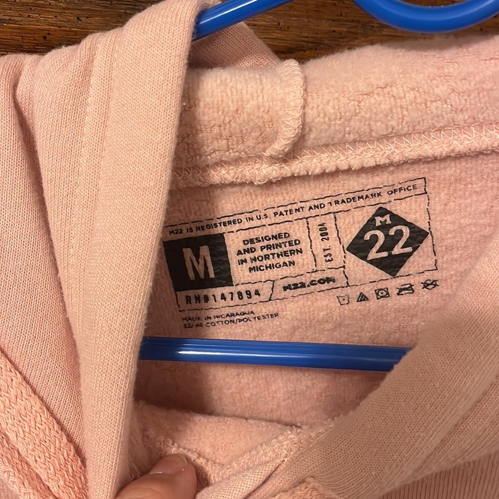 M22 Crop Sweatshirt - Picture 2 of 2